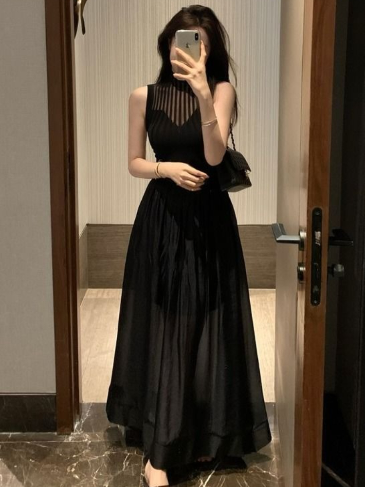 Summer Clothing Model - Women's Two Skirt Piece Set Black