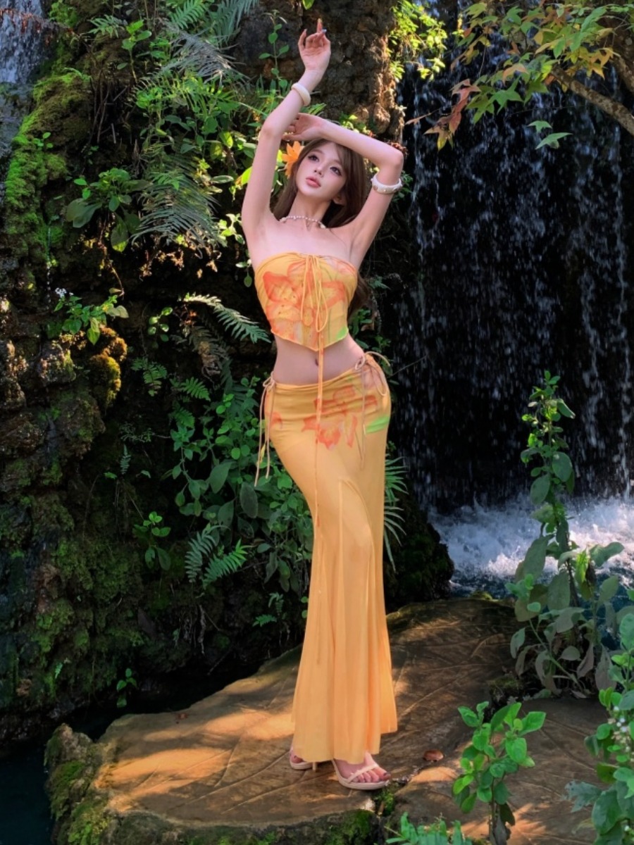 Island Vacation Yellow Tie-Dye - Soft Summer Yellow Clothing のレビューと価格