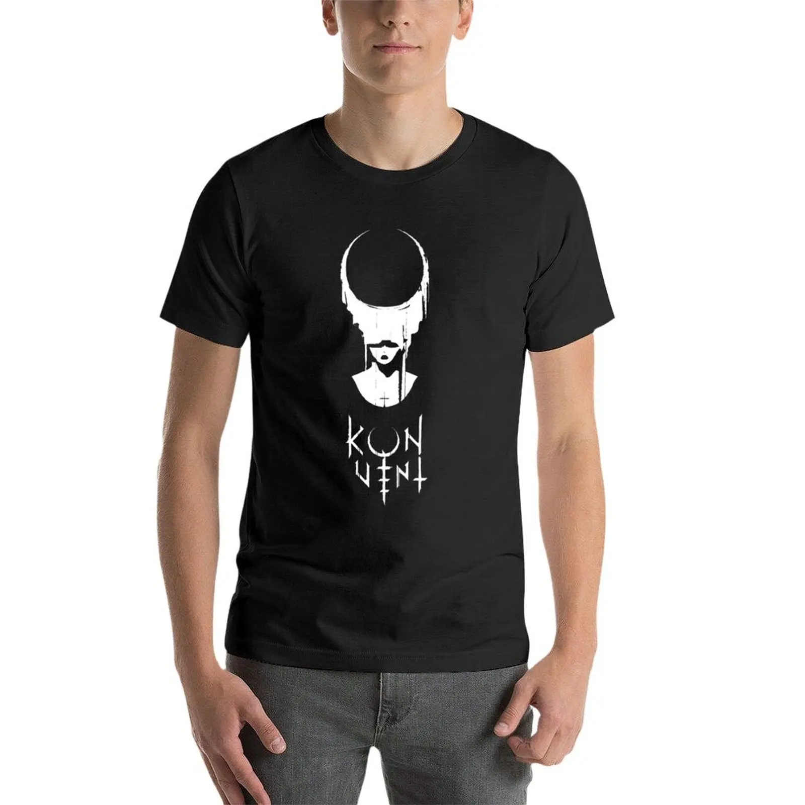 Konvent Logo Essential T-Shirt - Summer Clothing Essentials Men のレビューと価格