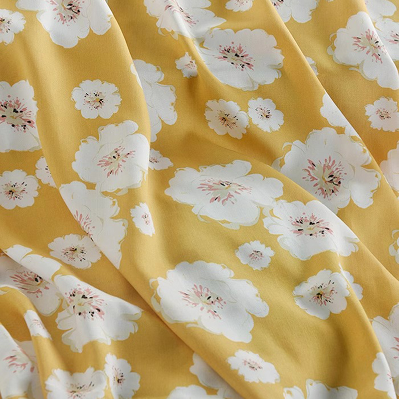 White Floral Printed on Lovely - Soft Summer Yellow Clothing のレビューと価格