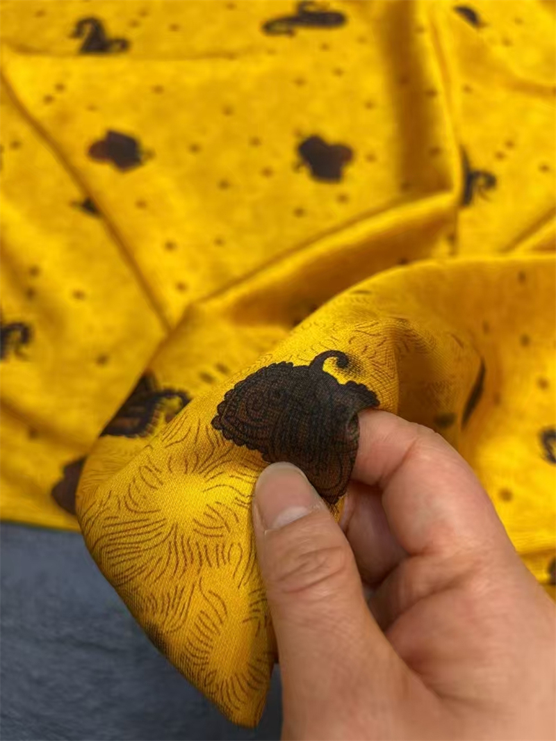 Summer Soft Breathable Yellow  - Soft Summer Yellow Clothing のレビューと価格